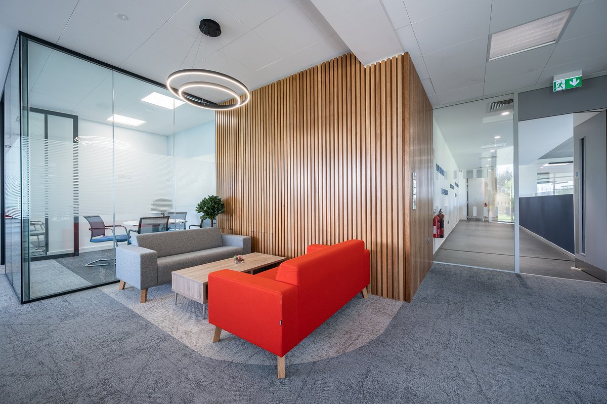 Huntoffice Interiors tweet media