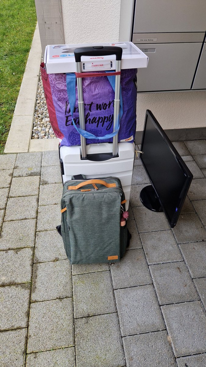 Spoospoo tweet media