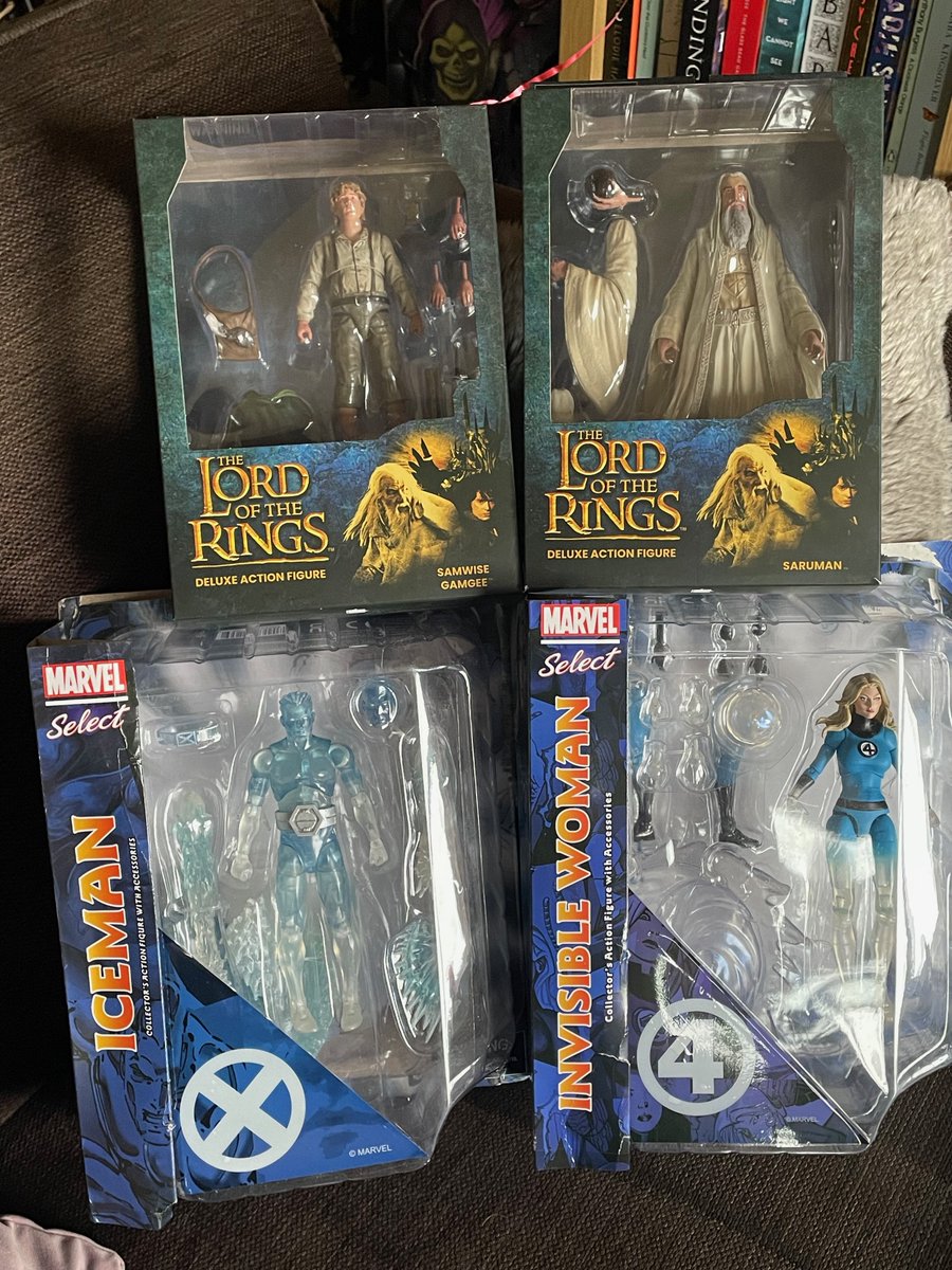 Eamon_'s tweet image. Gots me my comp samples from @CollectDST all of which have been designed by yours truly. I am very proud of these. More pics at the weekend. #marvelselect #marvel #FantasticFour #xmen #LordOfTheRings #actionfigures #designer #toys