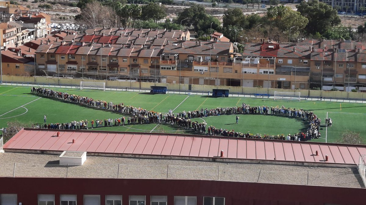 <a href="/Murciasalud/">Murciasalud</a> <a href="/regiondemurcia/">Gobierno de la Región de Murcia</a> 👏🏻Enhorabuena a la enfermería escolar del CS. de El Palmar <a href="/cspalmar/">Centro de Salud El Palmar</a>  por la organización del evento. 
Gracias a la colaboración de <a href="/AFACMUR1/">Afacmur</a> y alcaldía pedánea.

🎗️El Área1 por la sensibilización comunitaria.