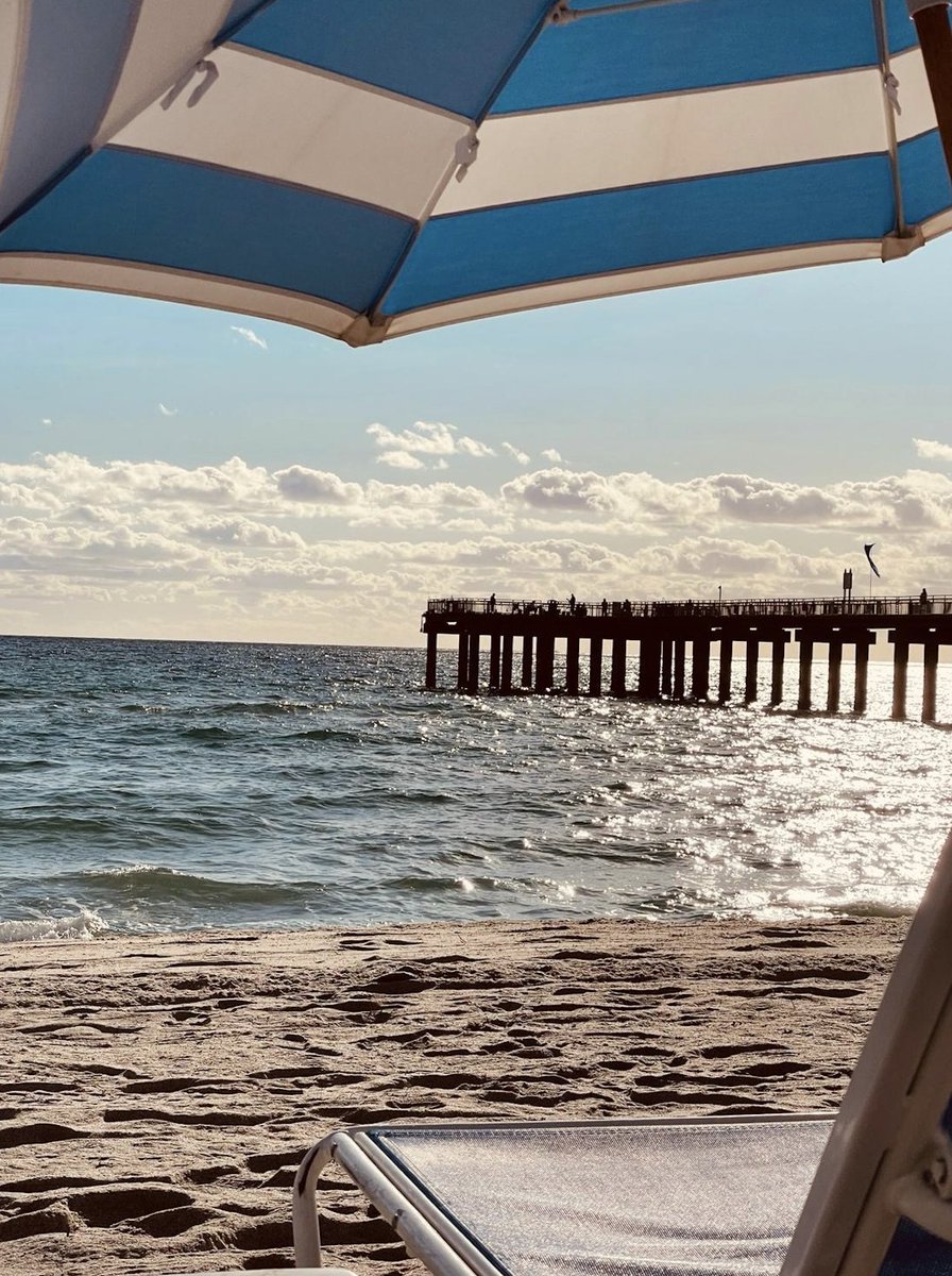 NewportBSR's tweet photo. Not a bad spot to start the day! #mynewportview https://t.co/uIA1BFH7qa