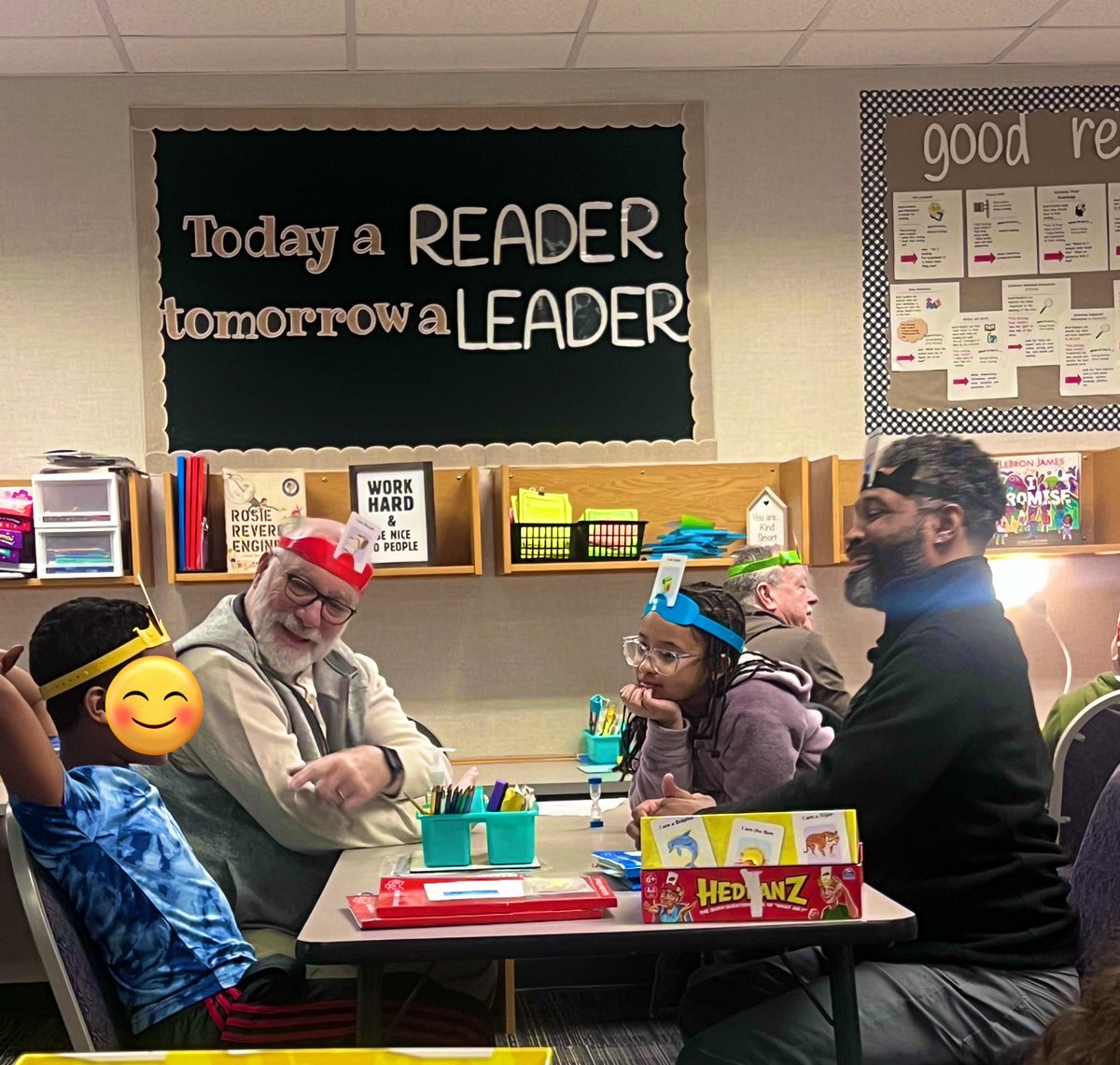 MsPackMCE's tweet photo. A little inferencing fun in the @McClelland_ES HOSTS room this morning with our mentors and Hedbanz! #WeAreWayne #learningisfun https://t.co/vJJB6YGTBX
