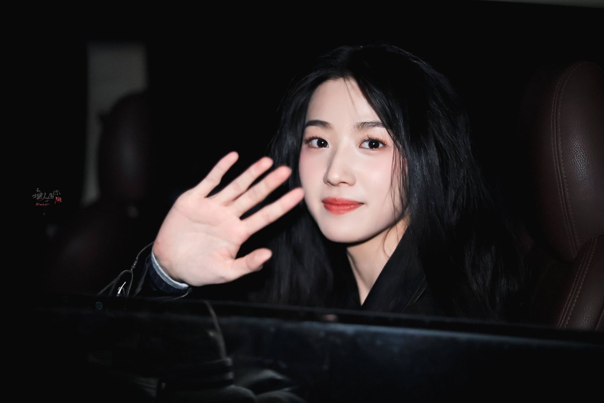 루나🌙 tweet media
