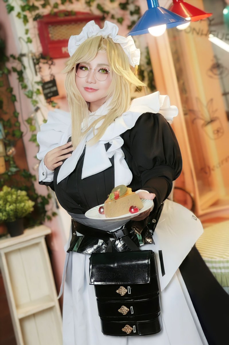 LilaPassie's tweet photo. Hello, Master. Would you like some cake? 🍰
This Ade cosplay set is now up on Gank! Be updated with my latest content. Let's connect:
https://t.co/IJF4rN6aSo
#nikke #nikkeccc #adecosplay #maid #maidcosplay #MaidForYou #StudioNamu https://t.co/GHauB3NCgK