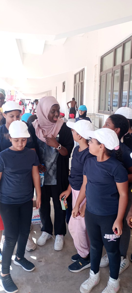 Les 12 et 13 février, notre #SportImpactLeaders Myriam Soumare, a organisé des Olympiades à Nouakchott pour 250 enfants, promouvant l'égalité, la santé et les valeurs olympiques. Un pas inspirant vers les JOJ Dakar 2026 !