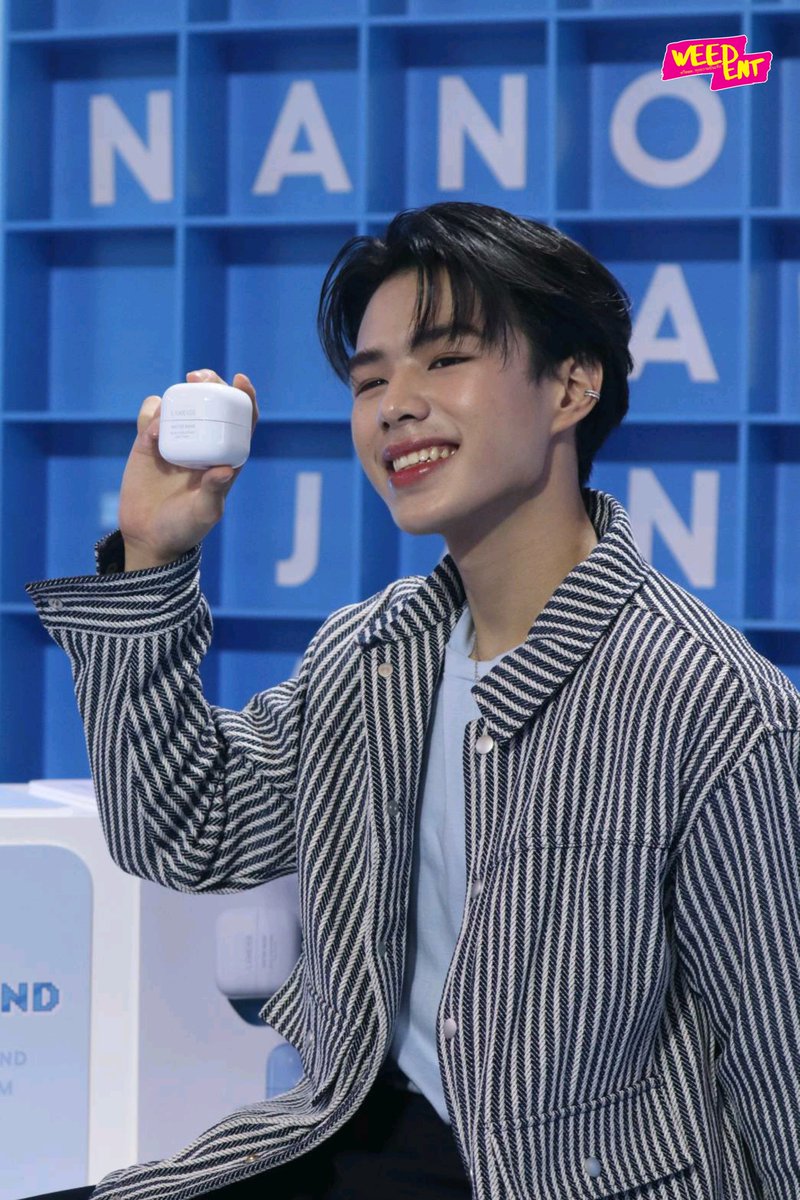 สองหนุ่มหล่อ "นีโอ-อั่งเปา" ร่วมงาน “Laneige Playground”  เปิดตัวผลิตภัณฑ์ครีมบำรุงผิวตัวใหม่ สูตรปรับปรุง พร้อมเนรมิตรพื้นที่ให้เป็นสนามแห่งความสนุก 💙🌟

#neo_neos #20aungpao
 #Laneigeplayground #LaneigeThailand