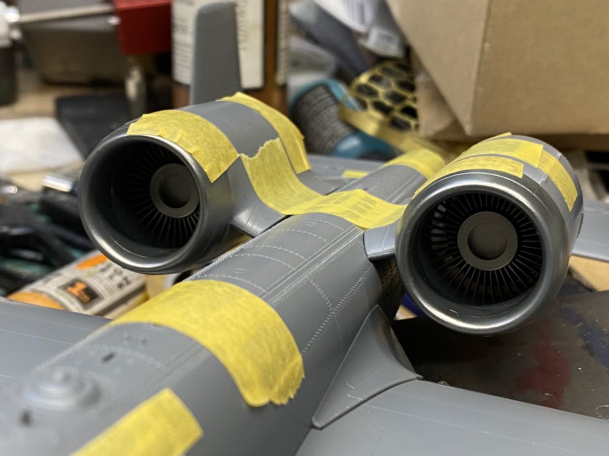 FChengpin's tweet photo. G.W.H 1/48 A-10C W.I.P
開工，假組，沒用膠水密合度非常好，有規避凸釘被磨掉的設計！ https://t.co/jFY5RHLTPR