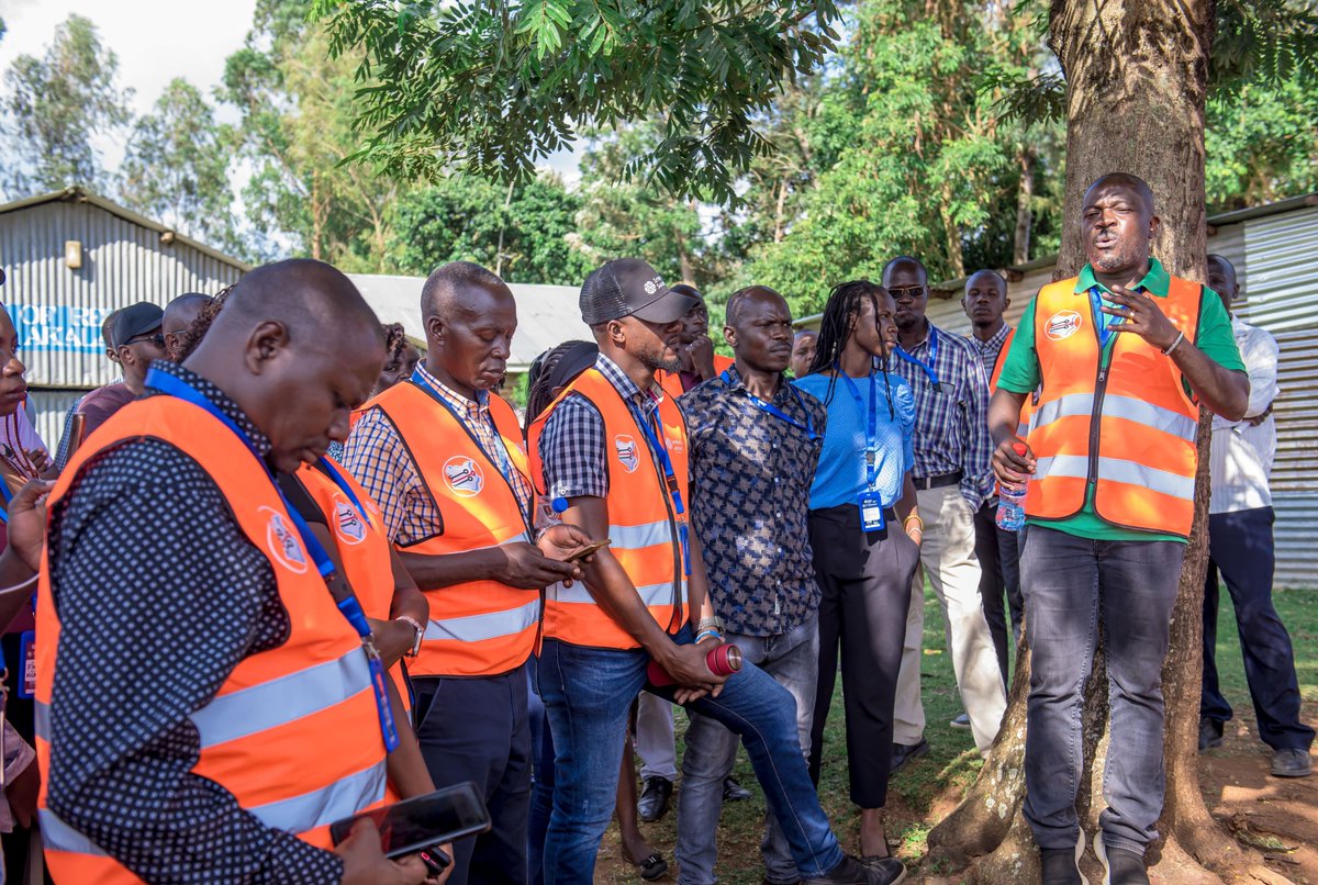 Final Day - National Summit of Community Networks in Kenya |  Insightful talks from key players like @ICTAuthorityKE, @CA_Kenya, & more. Grateful for the connections made & lessons learned about last-mile connectivity. Big thanks to the organizers & panelists! #CommunityNetworks