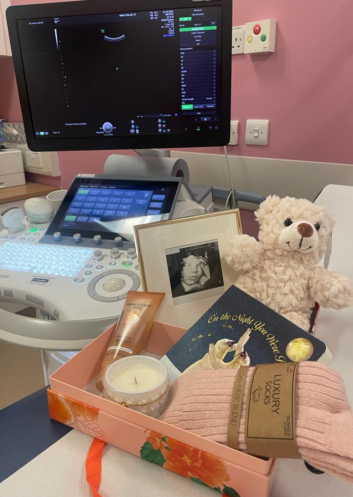 helpinghollesst's tweet photo. “Sometimes there may be unusual or unexpected conditions in a baby's development during a pregnancy. With the support of the NMH Foundation, the Fetal Medicine Team has created #KindnessPacks that are individually given to families who experience a fetal anomaly diagnosis."
6/9 https://t.co/G9KP5PCYyf