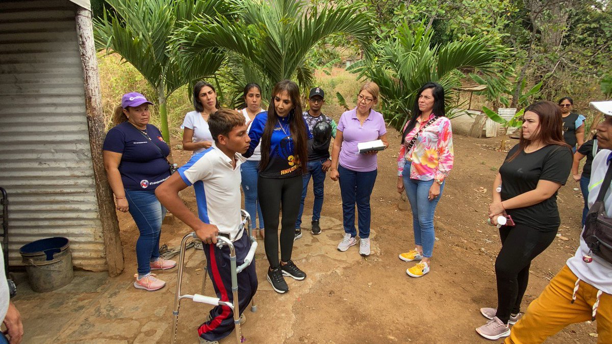 sulmeavila's tweet photo. #16Feb los Jueves Sociales con la Quinn, representan un compromiso tangible con las comunidades más vulnerables, respondiendo de manera efectiva a las solicitudes hechas previamente ante la “Coordinación Quinn” #VamosPorMás #TrabajandoMásQueHablando https://t.co/zdqddw29YD