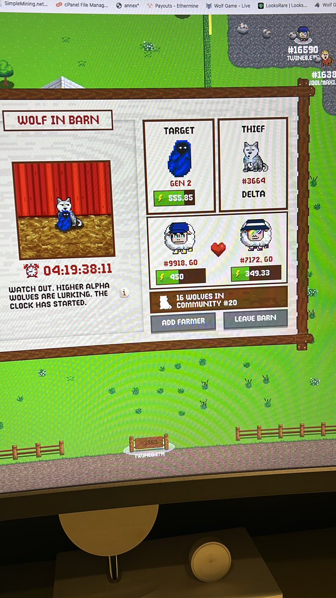 LumiereAV's tweet photo. Send help !!!!! Just about to add another farmer and bang thief enters ahhh needs some @InfiniGods #alpher help @PantherQB19 @brydisanto teach this thief a lesson. https://t.co/w9SuYoljjA