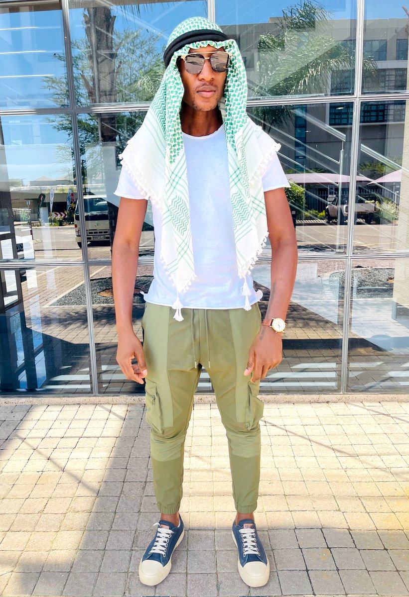 Tebz Mokoto™ tweet media