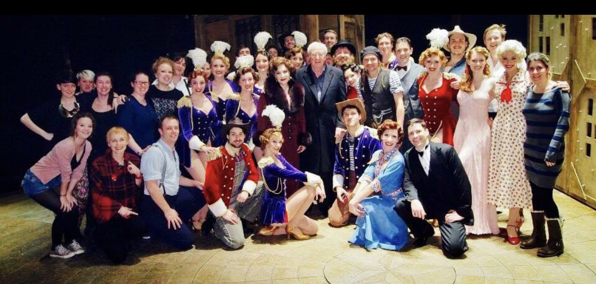 harriet_thorpe's tweet photo. #TBT @OpenAirTheatre #CrazyForYou
#SeanPalmer @holmesjsamuel
@StephenMear et al ❤️
#MichaelCain #Visit #HappyDays https://t.co/8WmKKXIcwt
