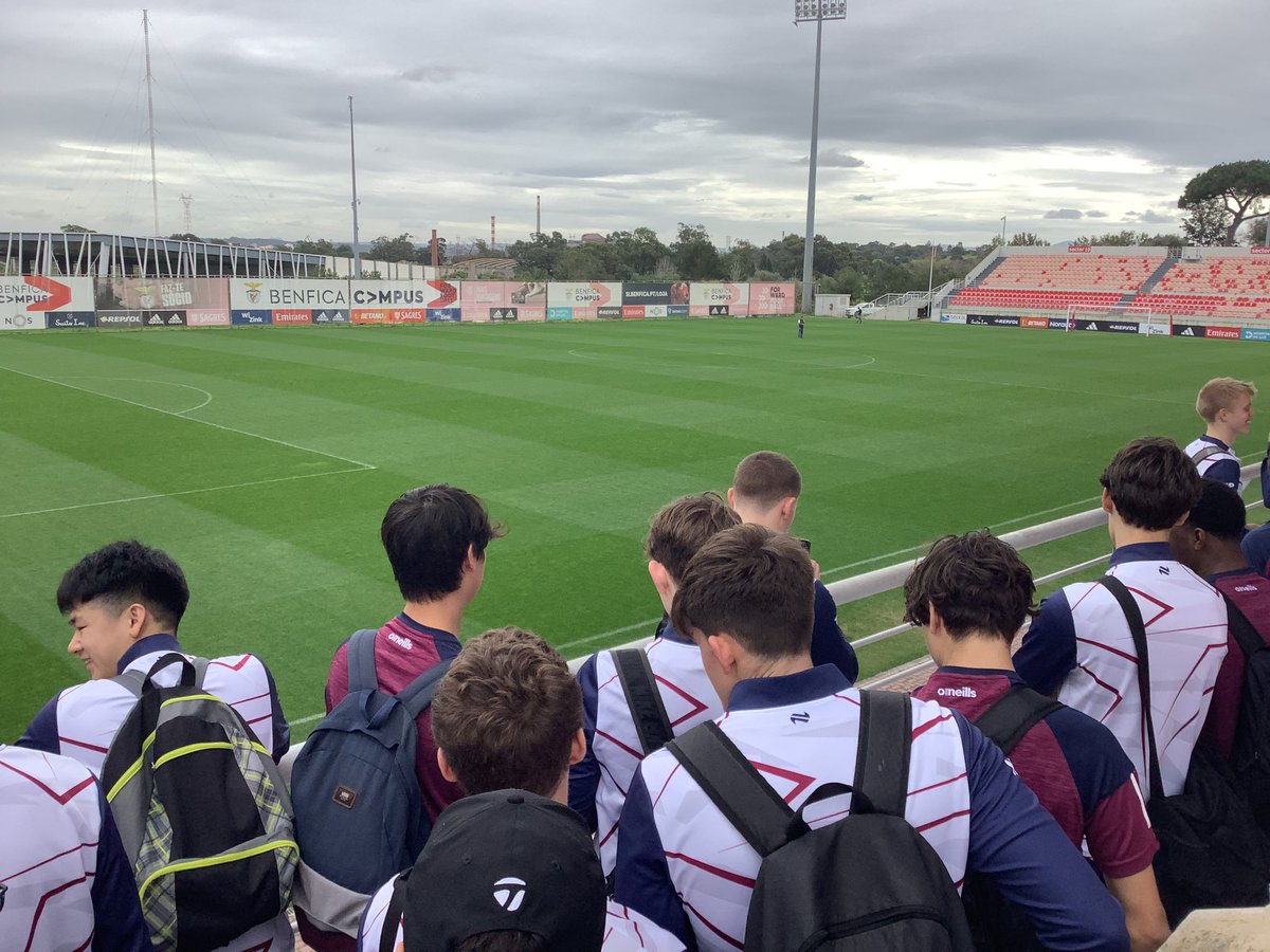 Fantastic morning at the Benfica Campus. 2 hour training session, lunch in the canteen and a tour of the facilities. Time for a bit of down time before fixtures tonight <a href="/BGS_Sport/">Sport at BGS</a> <a href="/BGSBristol/">BristolGrammarSchool</a>