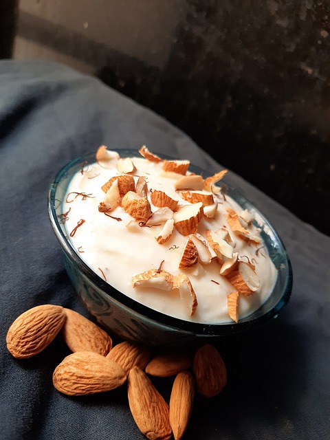 The Indian dessert Shrikhand (a flavoured yogurt) is typically offered to deities in Hindu rituals.

The sweet and creamy texture represents auspiciousness and is a mainstay during the festivals of Janmashtami and Diwali.

#Happy  Krishna Janmashtami 😃

#today