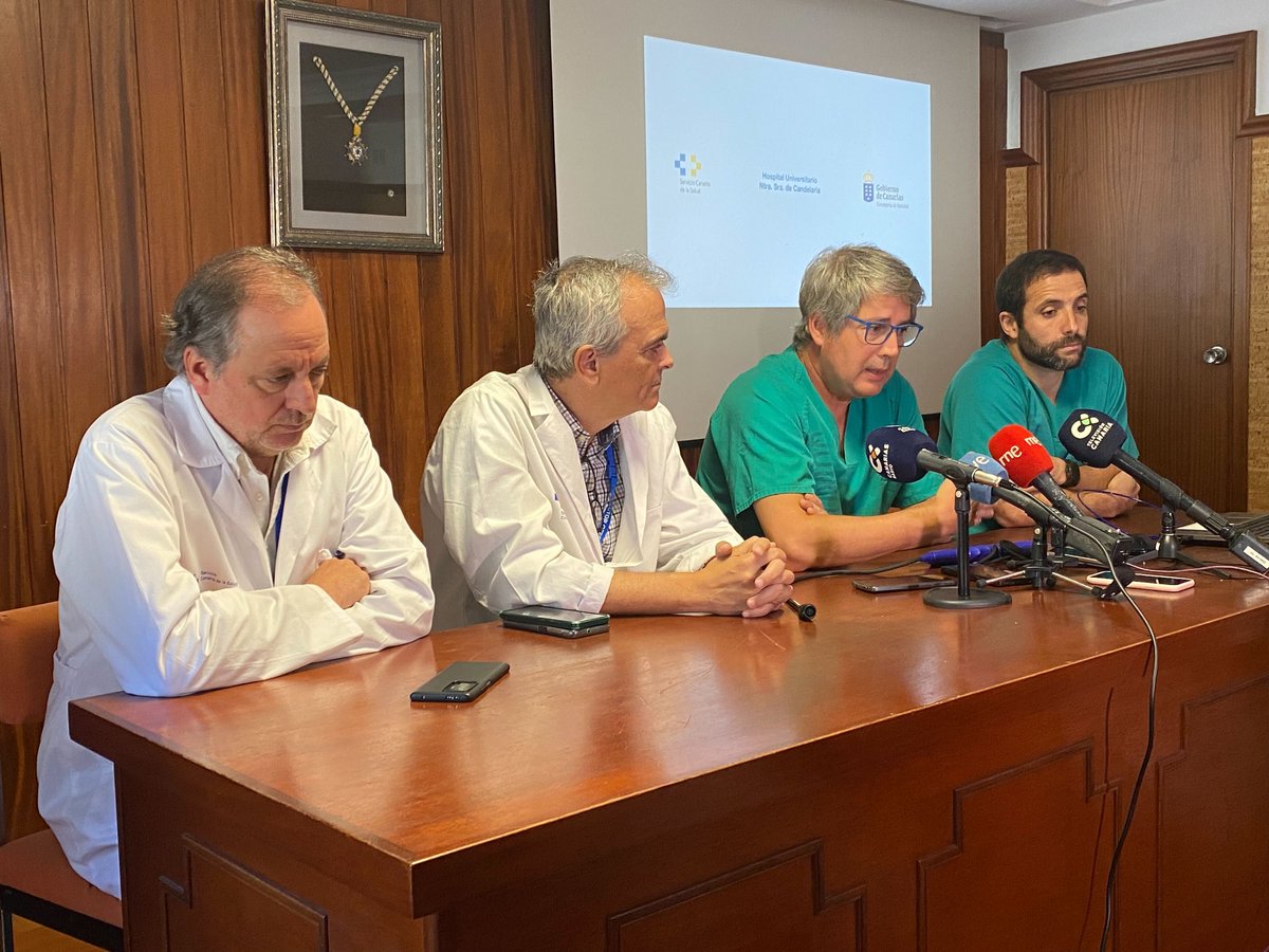 SanidadGobCan's tweet photo. 🏥El Hospital La Candelaria realiza una nueva técnica de última generación para el tratamiento de la fibrilación auricular

El centro es el único en Canarias que incorpora la ablación pulsada para el tratamiento de la arritmia más frecuente

(sigue 👇🏽) https://t.co/4vb8CLRDMI