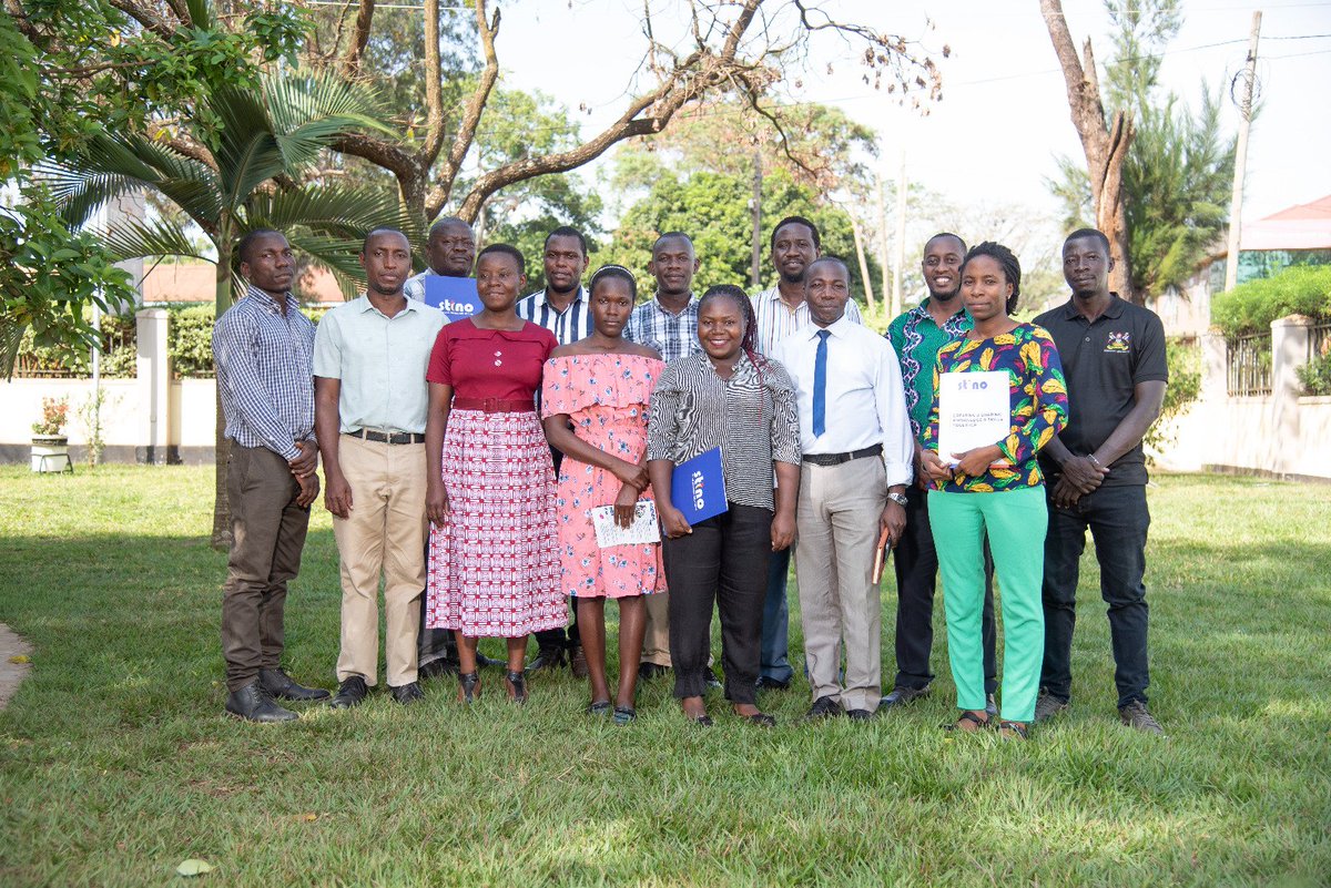 KelvinMurungi's tweet photo. Participants from around Bunyoro after two days of learning and mastering the art of project proposal writing! 

Stino Business Solutions has been training them on strategies that will take thier projects to new heights! Reach out to them on 0775601714

#StinoBusinessSolutions https://t.co/YASmo4IgYn