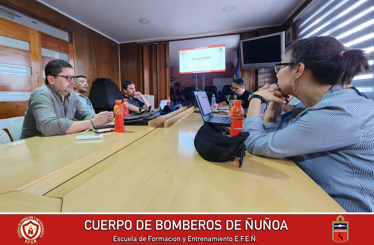 La escuela de formación y entrenamiento E.F.E.Ñ. nos reunimos en la <a href="/PrimeraCBN/">Primera Compañía CBÑ</a> del Cuerpo de Bomberos de Ñuñoa, Para la coordinación de inspectores y ayudantes generales, en el proceso de aspirantes 2024 y los cursos que se realizaran.