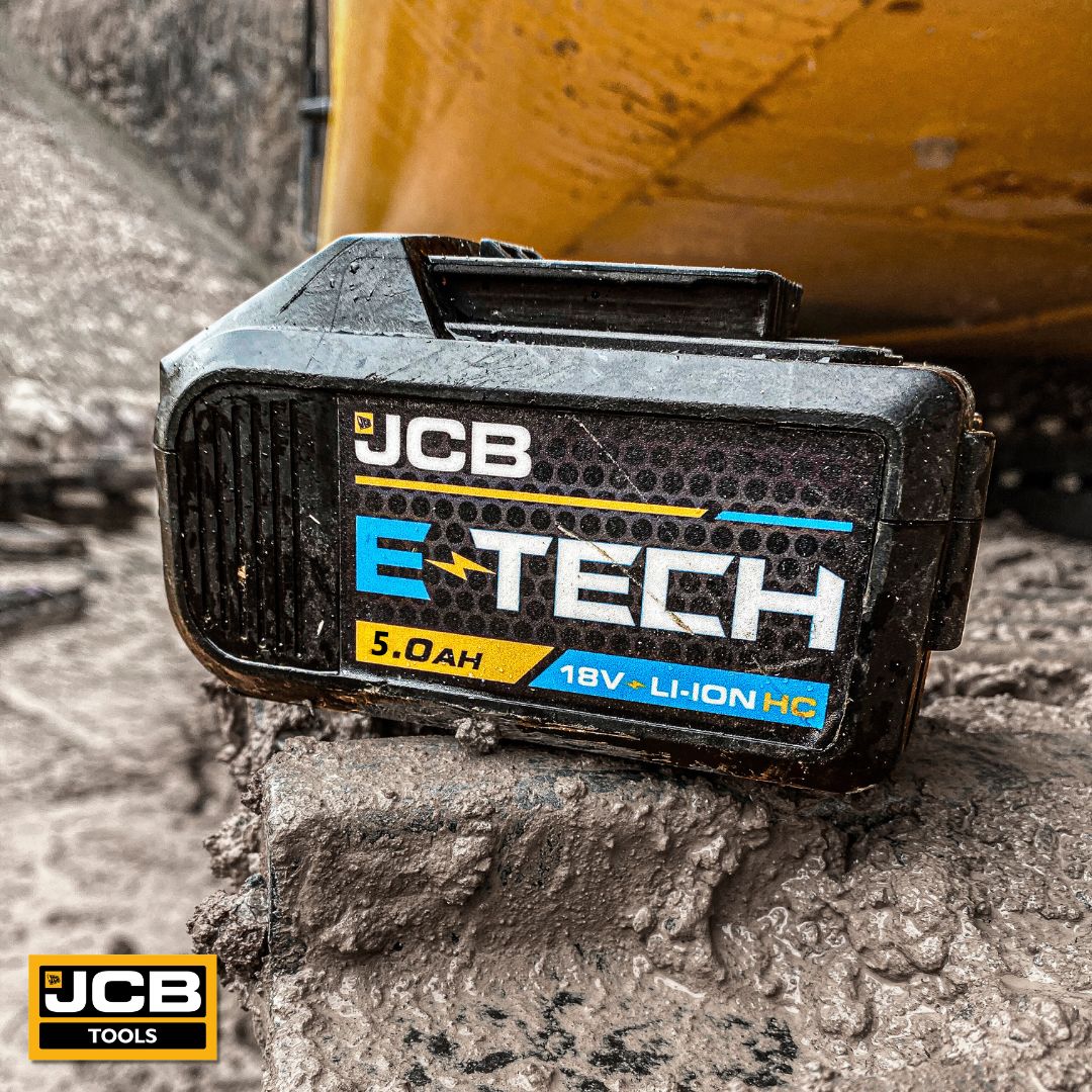 JCBtools's tweet image. 🔋 Power up your JCB cordless tools!

Shop JCB Tools and choose from 2Ah to 5Ah Lithium-ion single batteries or battery and charger bundles.  ⭐
brnw.ch/21wH2t4

#JCBTools #PowerYourProjects #LithiumIonTech #Power #Battery