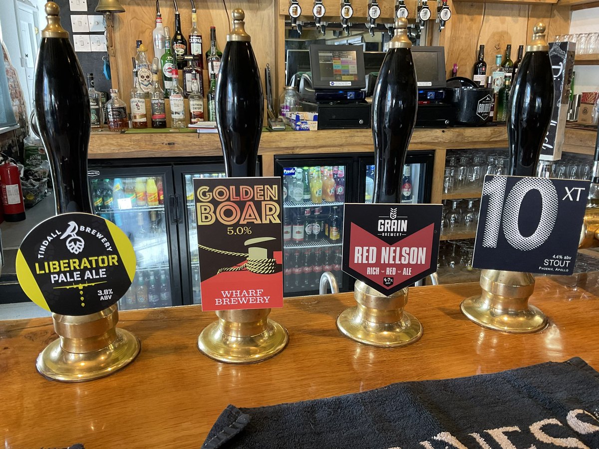 yeoldealbion's tweet photo. Current Friday beer choices @xtbrew @grainbrewery @tindallbrewery #yourlocal #realale https://t.co/Z667cbueu8
