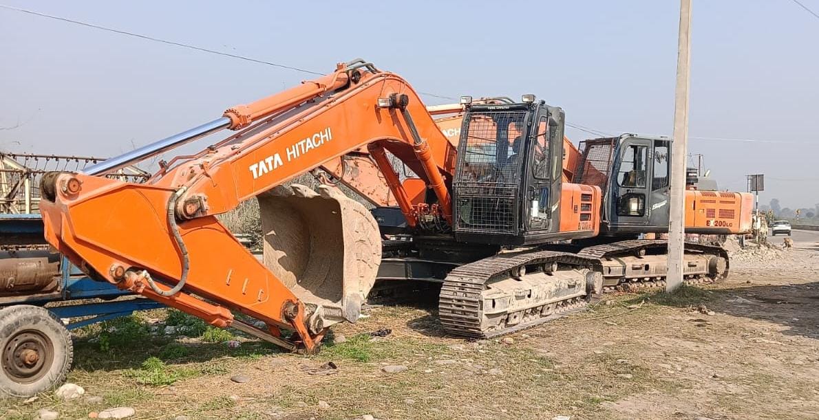 Geology & Mining Department, J&K (@geologyminingjk) on Twitter photo KATHUA: Rs. 18 lakhs penalty imposed by DMO Rajinder Singh on machinery of stone crusher in Ravi River for illegal mining and digging.
<a href="/OfficeOfLGJandK/">Office of LG J&K</a>
<a href="/Divcomjammu/">Divisional Commissioner Jammu</a>
<a href="/districtadmkat1/">DC Kathua</a> KATHUA: Rs. 18 lakhs penalty imposed by DMO Rajinder Singh on machinery of stone crusher in Ravi River for illegal mining and digging.
<a href="/OfficeOfLGJandK/">Office of LG J&K</a>
<a href="/Divcomjammu/">Divisional Commissioner Jammu</a>
<a href="/districtadmkat1/">DC Kathua</a>