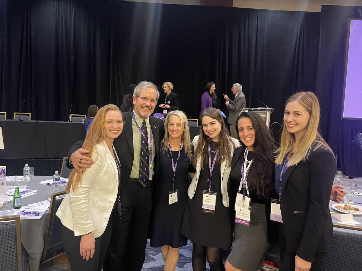 Jessica Schmerler (@jschmerls) on Twitter photo Thatās a wrap on #AAOS2024! Incredibly grateful to my mentors and <a href="/HopkinsOrtho/">Johns Hopkins Orthopaedics</a> family for making this year one for the books. Favorite memories include podiums, mentorsā awards, meeting all the <a href="/rjosmedstudents/">rjosmedstudents</a>, and more. Next stop San Diego!! #orthotwitter <a href="/MSOSOrtho/">Medical Student Orthopedic Society</a> <a href="/AAOS1/">AAOS</a> Thatās a wrap on #AAOS2024! Incredibly grateful to my mentors and <a href="/HopkinsOrtho/">Johns Hopkins Orthopaedics</a> family for making this year one for the books. Favorite memories include podiums, mentorsā awards, meeting all the <a href="/rjosmedstudents/">rjosmedstudents</a>, and more. Next stop San Diego!! #orthotwitter <a href="/MSOSOrtho/">Medical Student Orthopedic Society</a> <a href="/AAOS1/">AAOS</a>