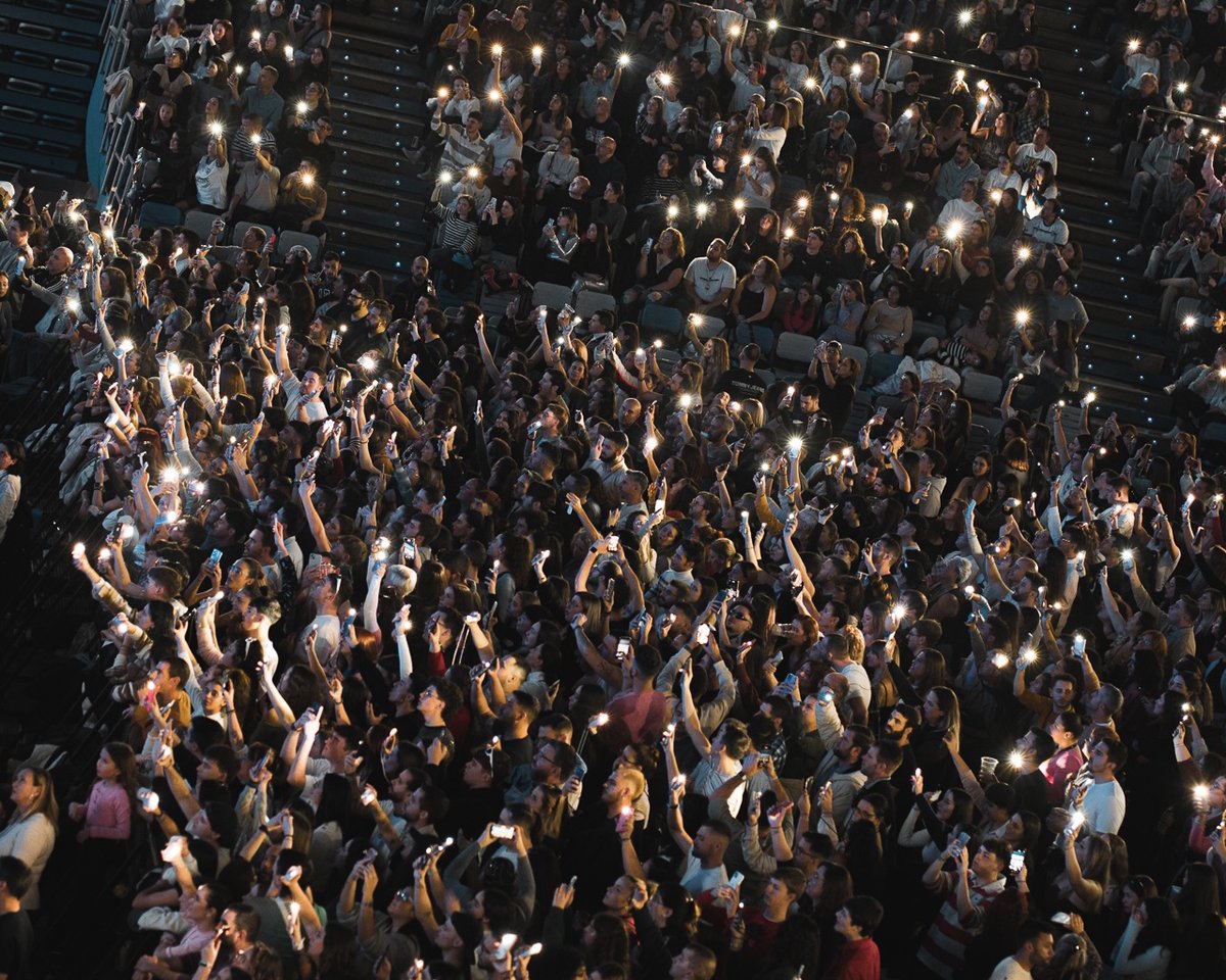 ¡La fiesta inaugural de la Copa del Rey de Baloncesto de la <a href="/acbCOM/">Liga Endesa</a> comenzó con todo gracias al increíble warm-up de <a href="/HektorMass/">HEKTOR MASS</a>! 🔥🎶  ¡Energía, beats y una noche que jamás olvidaremos! 🚀 #CopaACB #acbBEATS
