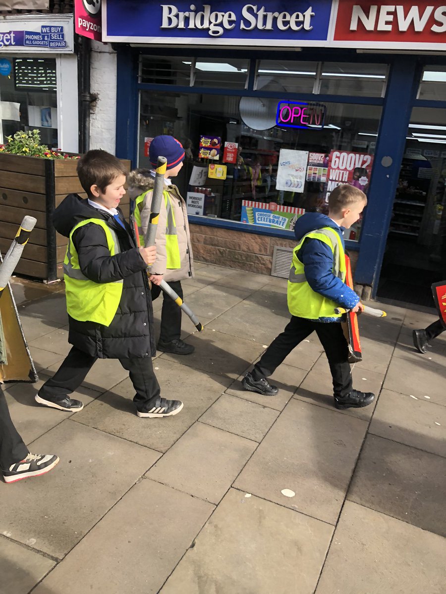 Class 3/4S tweet media