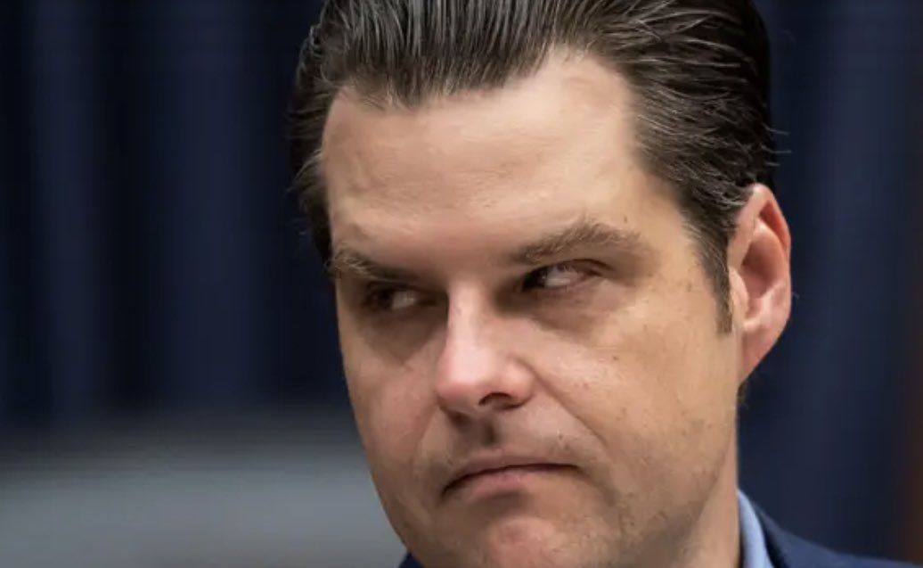 ‼️BREAKING: A young woman has told federal prosecutors that she had sex with Matt Gaetz at a drug-fueled party she was paid to attend. She turned over text messages, photos and other evidence to the Justice Department as part of its child sex trafficking inquiry into Gaetz. 👇🧵