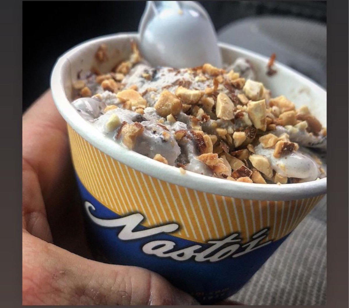 NastosIceCream's tweet photo. Calling all nut lovers π€ itβs #NationalAlmondday #icecreamcakes #nutlog #tartufo #icecream #nutlovers #treatyourself #tgif #FridayFeeling #february #wintertime #foodies #foodiesforlife #Nastosicecream #newark #ironbound #downneck #essexcounty #84yearsinbusiness #familyowned https://t.co/jRp8uyrK0k