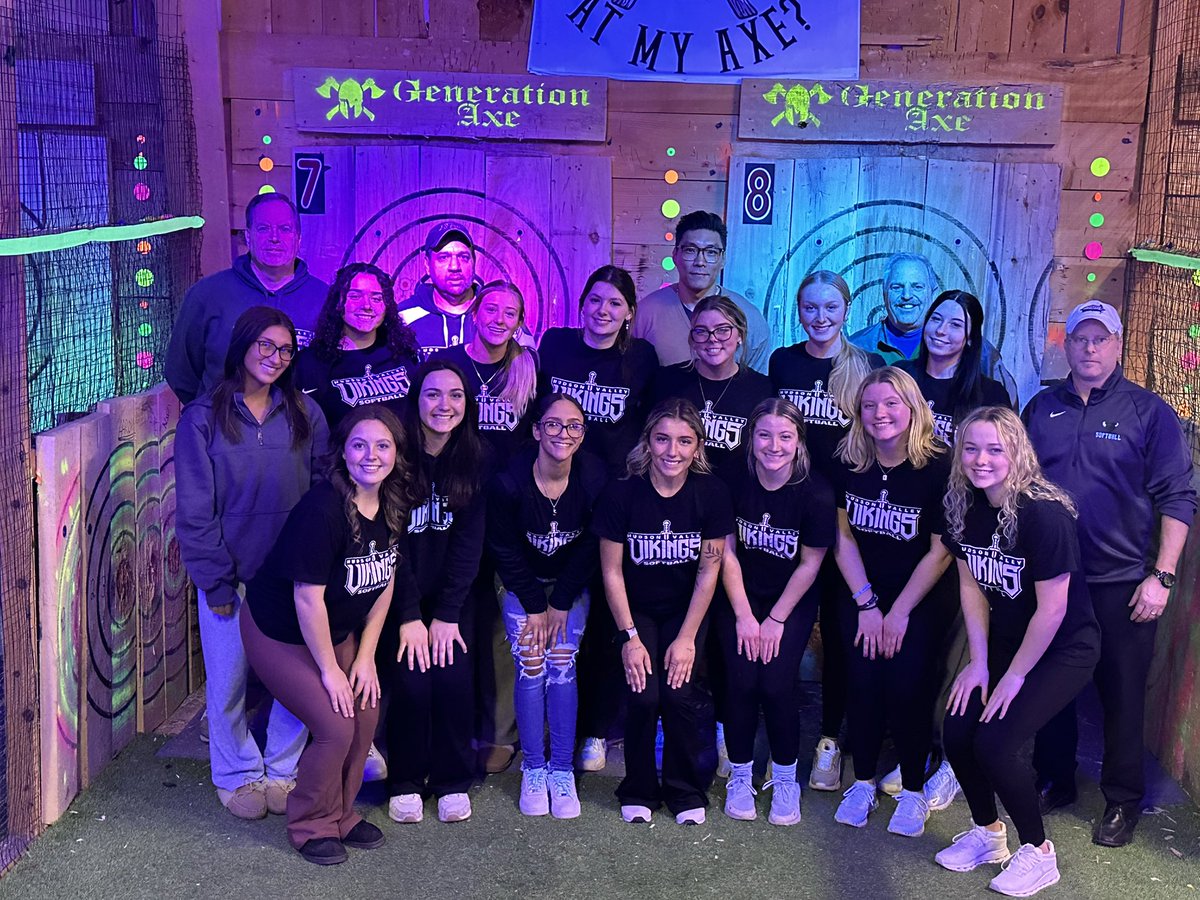 HVCC_Softball tweet media