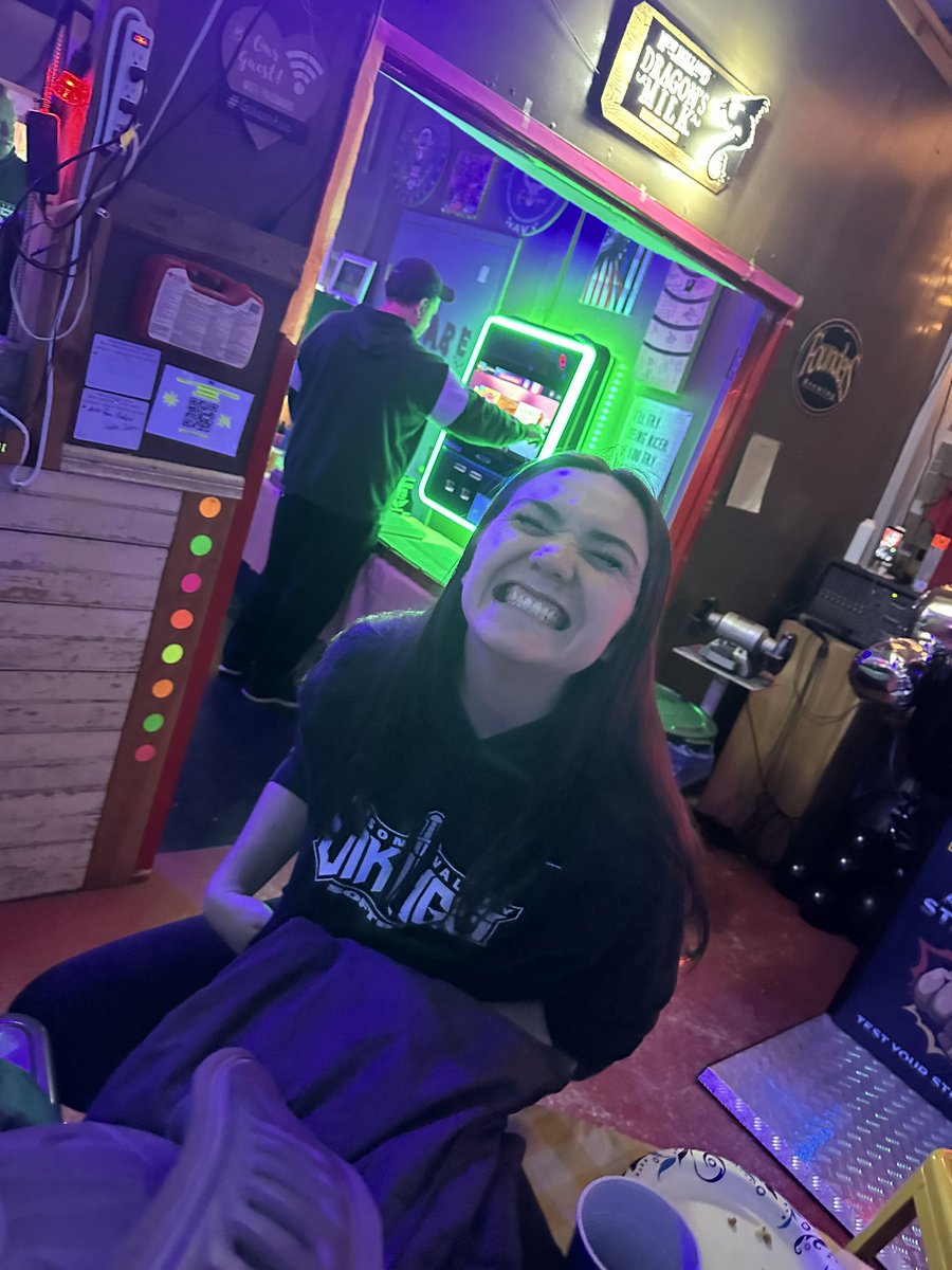 shoutout to generation axe throwing for a great day of team bonding yesterday !💚