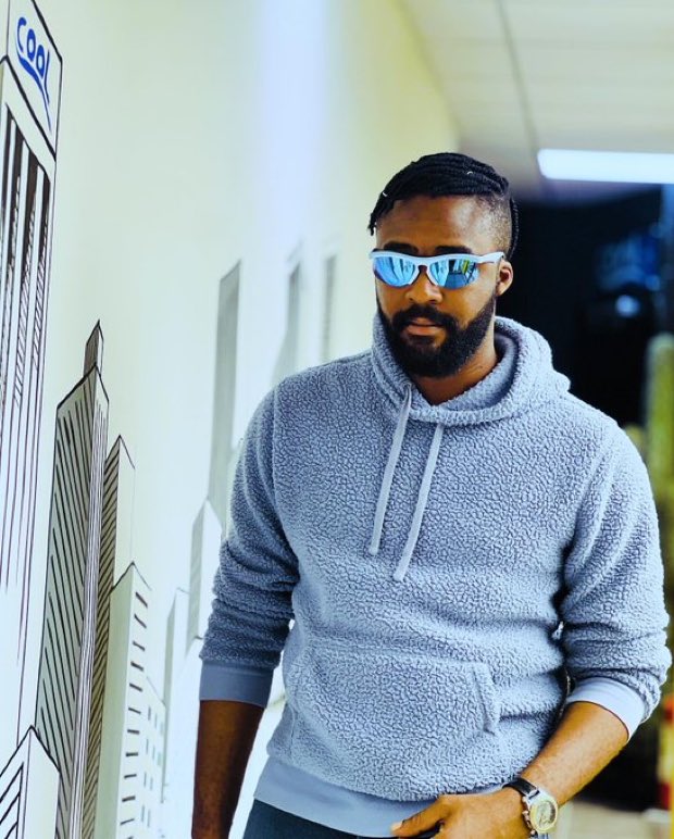 onyiklins1's tweet photo. Mr Tangalinga on #nlnt89 eyewear
#TheBigFridayShowXTacha
#TachaTitans #Tacha
Tacha Tacha Tacha https://t.co/7LryhwmGrX