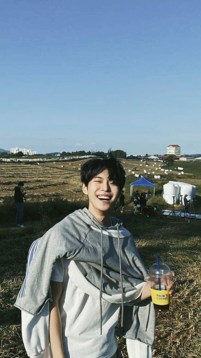 —[local AU]
•Kim Doyoung au 

"Kepincut mas mas KPPS"