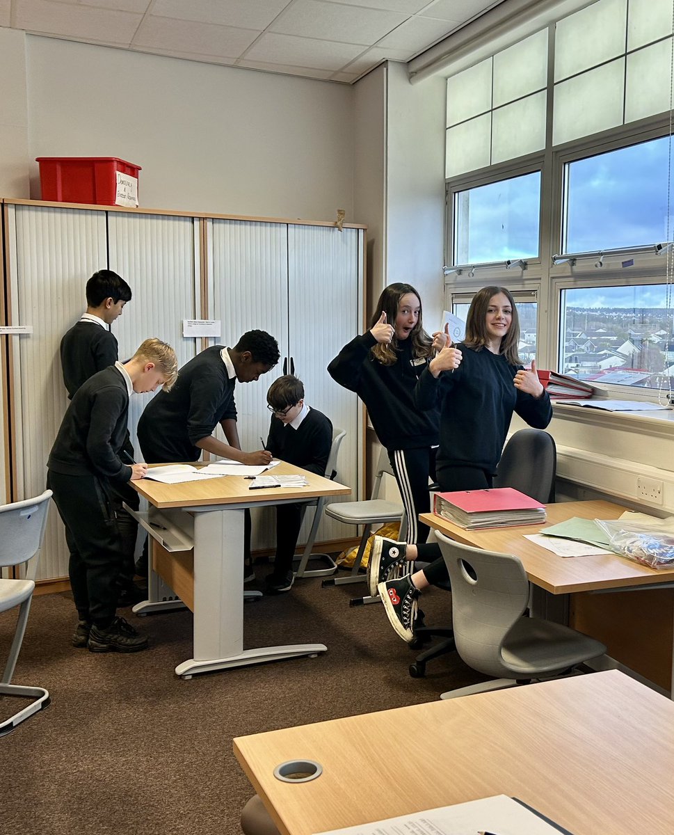 DrGraham_porty's tweet image. Learning about political party policies is soooo much fun when turned into a competition to find information ☺️👏🏻 @PortyAcad @ModPorty #proudofporty