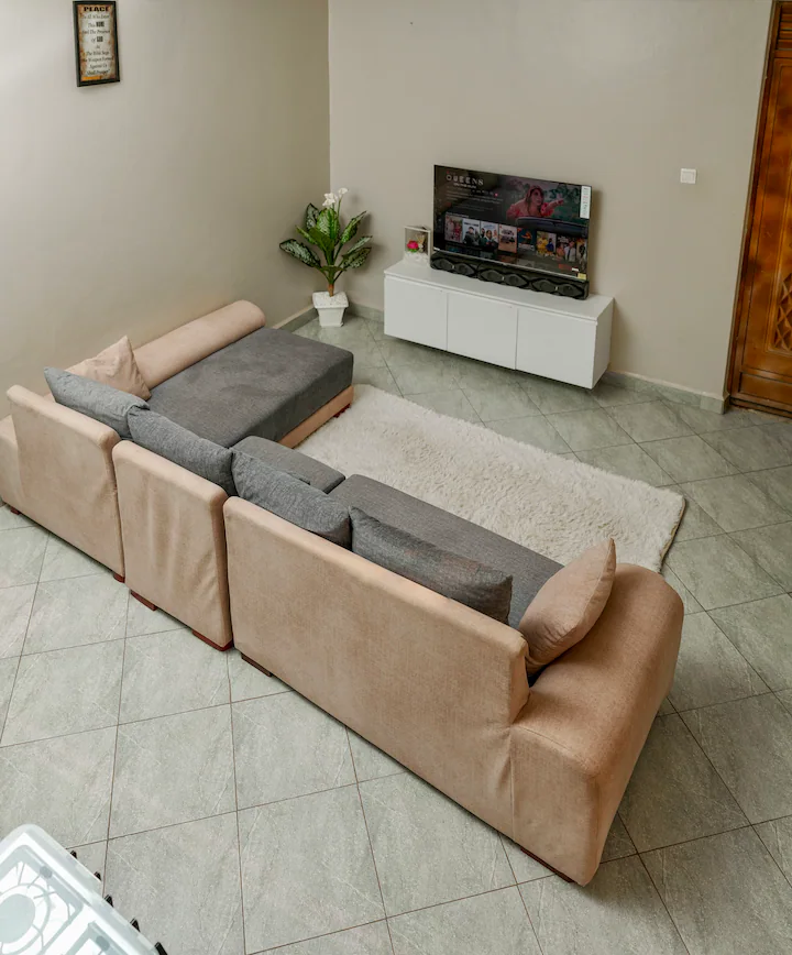 Tron_2121's tweet photo. Plan your next adventure with our Airbnb today! It is located in Kyaliwajala in Uganda
With a user-friendly platform and secure payment system, booking your dream stay is just a few clicks away. 
Visit us at https://t.co/LUFXAYFo8w for more information and also reservations https://t.co/TZUvxuONe8