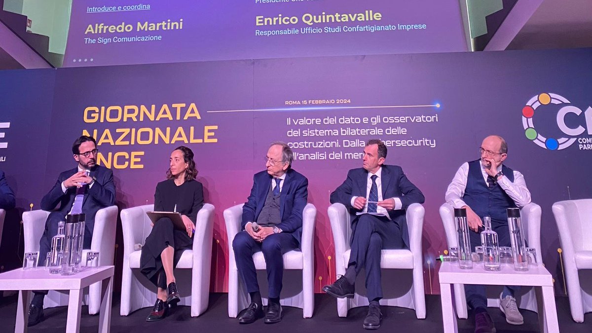 e_quintavalle's tweet photo. Nell'era dei #bigdata un interessante confronto su creazione di valore dei dati @CnceIt con Baron e Martini #CNCE, Prof. @MicheleFaioli, Bombelli @INPS_it ,Bruno  @istat_it, Guglielminetti @bancaditalia, Monosilio  @ancenazionale e Perego  @OneTeamGroup https://t.co/TBJVZM17v5 https://t.co/d0sgIEJIlm