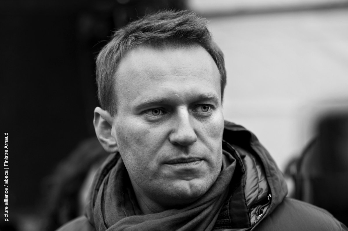 Boris_Rhein's tweet photo. Heute ist ein schwarzer Tag: Alexej #Nawalny war ein mutiger Kämpfer für #Freiheit und #Menschenrechte, eine starke Stimme für ein demokratisches Russland. Sein Tod ist ein Verbrechen und der Beleg für die Brutalität des #Putin-Regimes. In Gedanken bin ich bei seiner Familie. https://t.co/Ebvw6JL6Bh