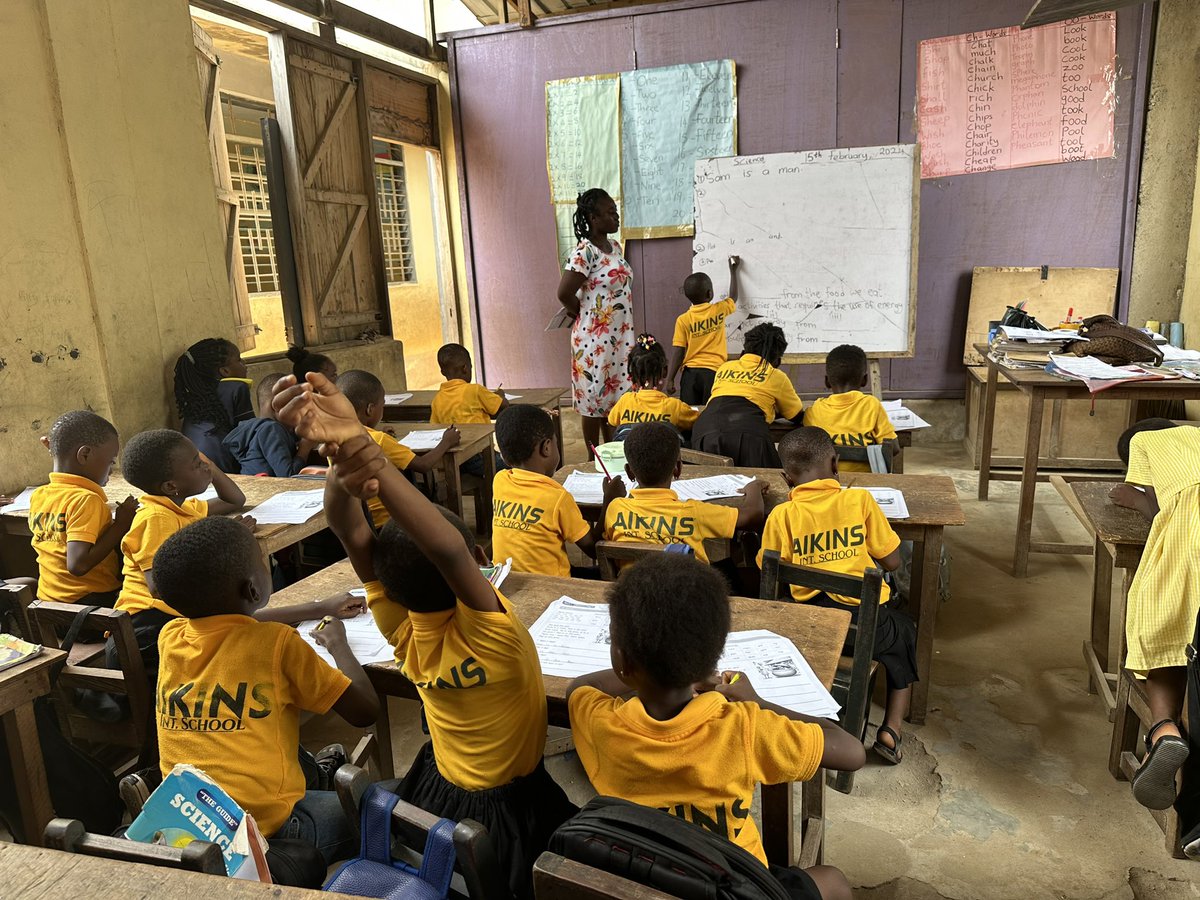 Simon Graffy (@simongraffy) on Twitter photo Wonderful to watch a literacy lessons in Cape Coast Ghana today.
Gloria’s grade 1 phonics would have made my 2010 Birmingham classroom look like a total bore fest.
Anyone thinking phonics is dull, would find renewal in her classroom.
<a href="/InspirngTeachrs/">Inspiring Teachers</a> Wonderful to watch a literacy lessons in Cape Coast Ghana today.
Gloria’s grade 1 phonics would have made my 2010 Birmingham classroom look like a total bore fest.
Anyone thinking phonics is dull, would find renewal in her classroom.
<a href="/InspirngTeachrs/">Inspiring Teachers</a>