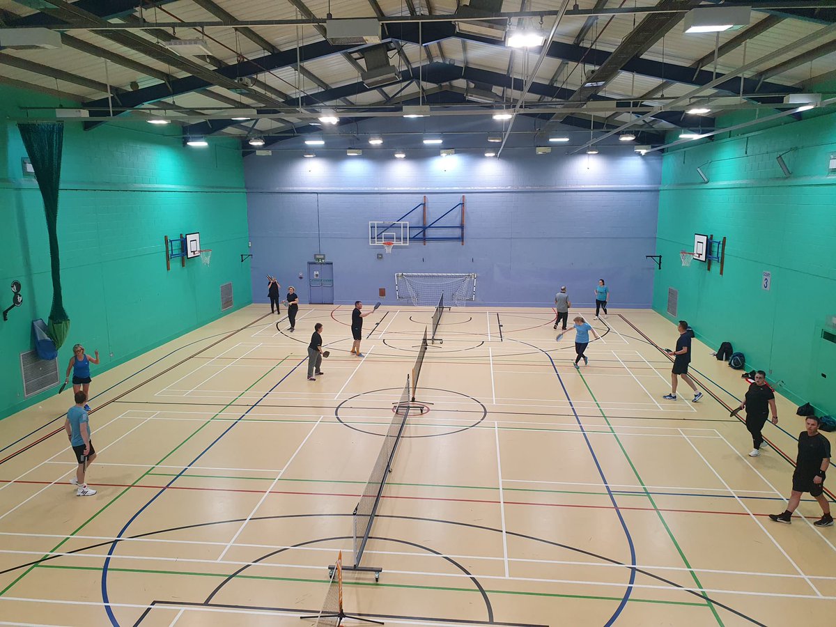 SportsCentreGCS's tweet photo. Thank you to Neath Tennis Club for coming down for our first ever Pickleball Tournament 🤝

Everyone had a great time, serving up some amazing matches! 🏓

If you’re interested in joining us then our sessions run on a Wednesday 6pm-8pm and a Friday 6pm-7pm ⏰

@GowerCollegeSwa https://t.co/yoRVGIOQTZ