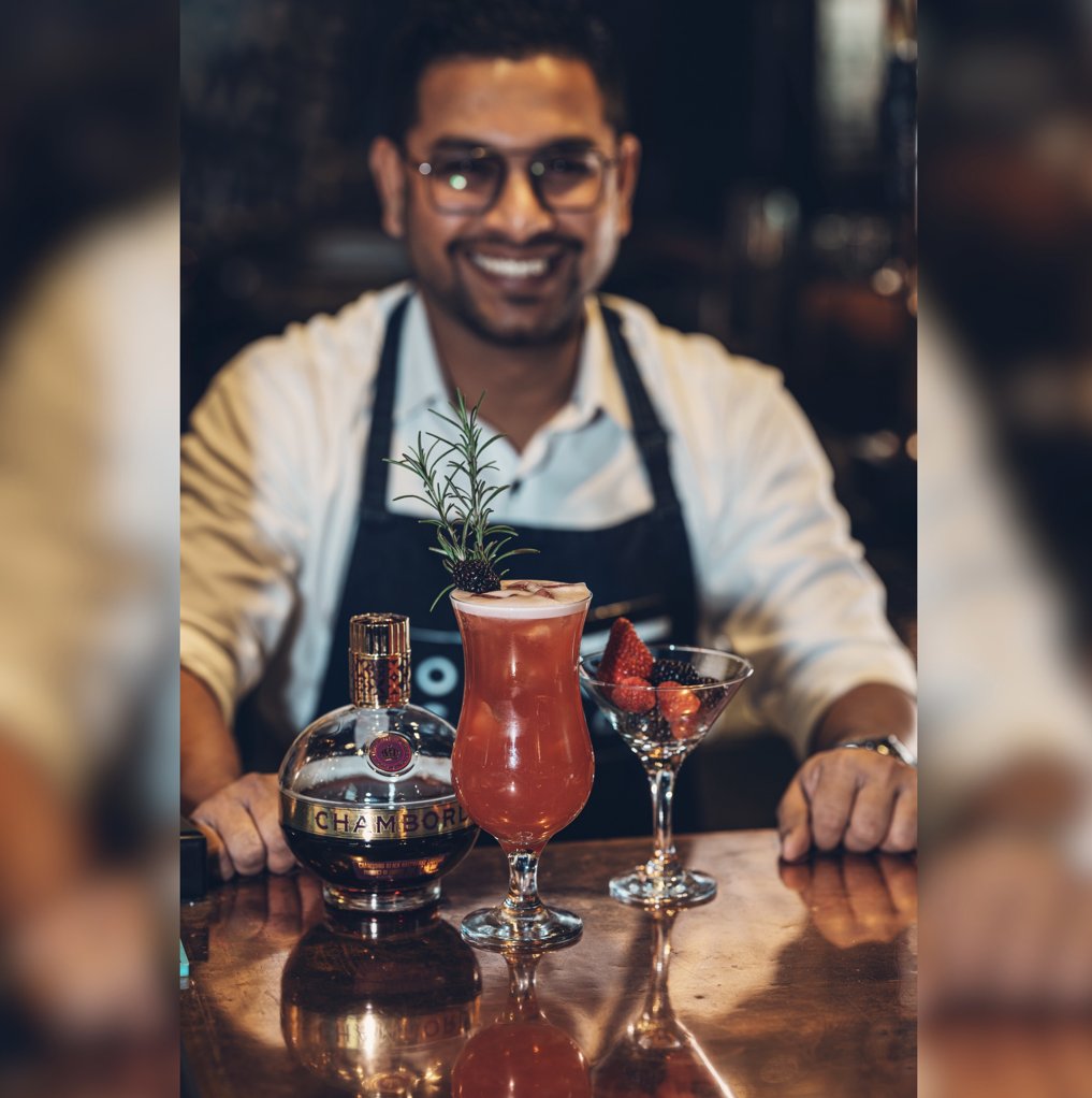 Za Za Bazaar tweet media