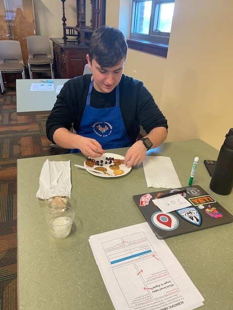 #FlashbackFriday to our visit to @setonhill University during a Health Promotion and Nutrition Education course. Students learned about our organization, discussed Food Insecurity in Allegheny County, and participated in the Whole Grains Small Bites lesson. #NutritionEducation