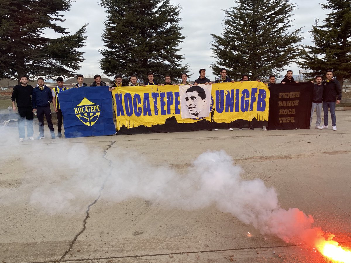 GÖLGEN GİBİ ADIM ADIM HER ŞEHİRDE SENİN ADIN

Fenerbahçe’mizi yalnız bırakmamak için Konya yolundayız.
#UNIGFB