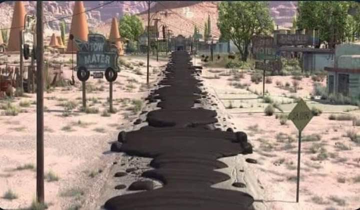 Venequisimo's tweet image. -La alcaldía: estamos arreglando las calles

Las calles: