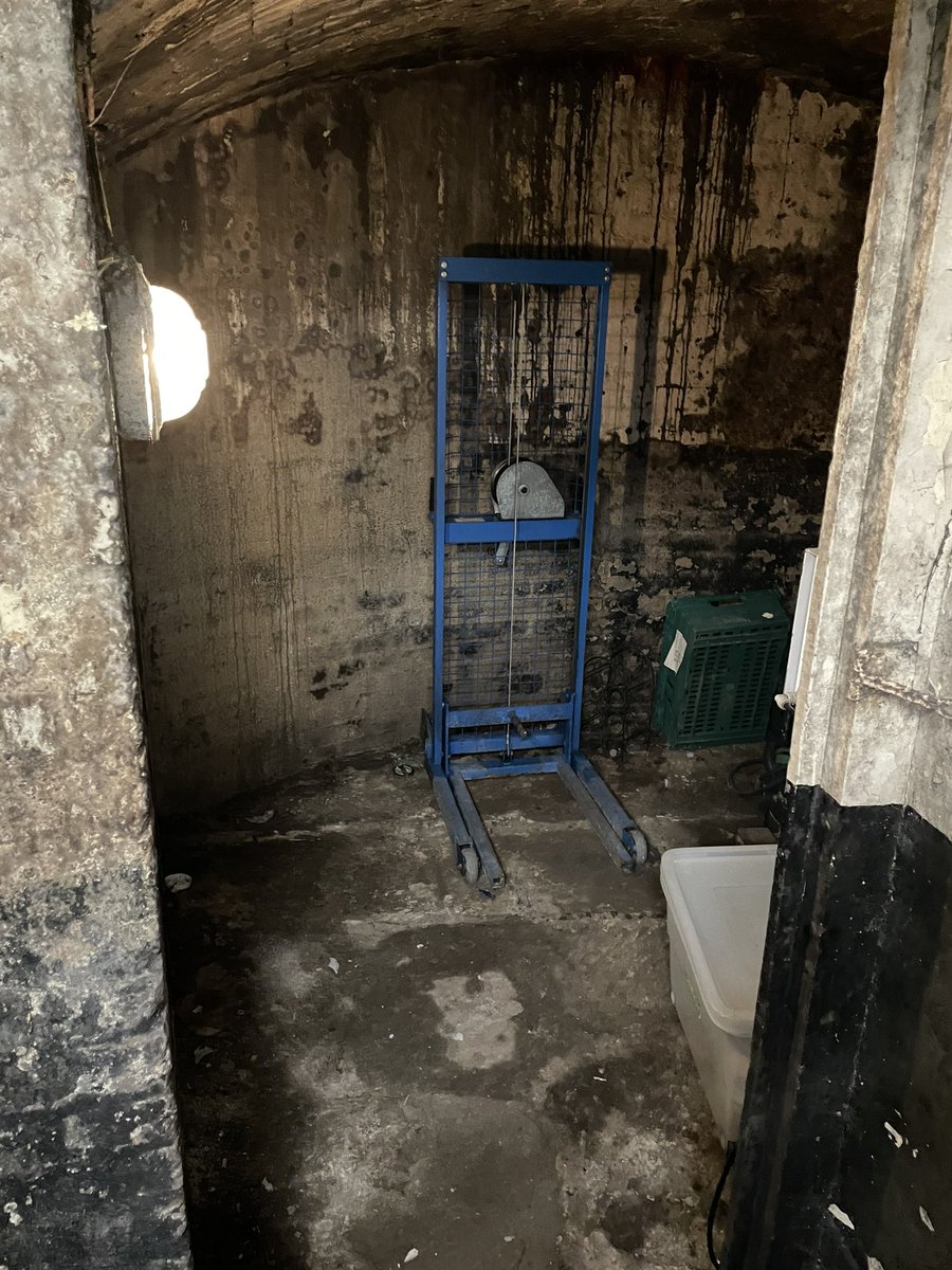 spursupp's tweet photo. Old Newgate prison cells at the viaduct tavern ask nicely they take you down https://t.co/wUdzdVvrJR