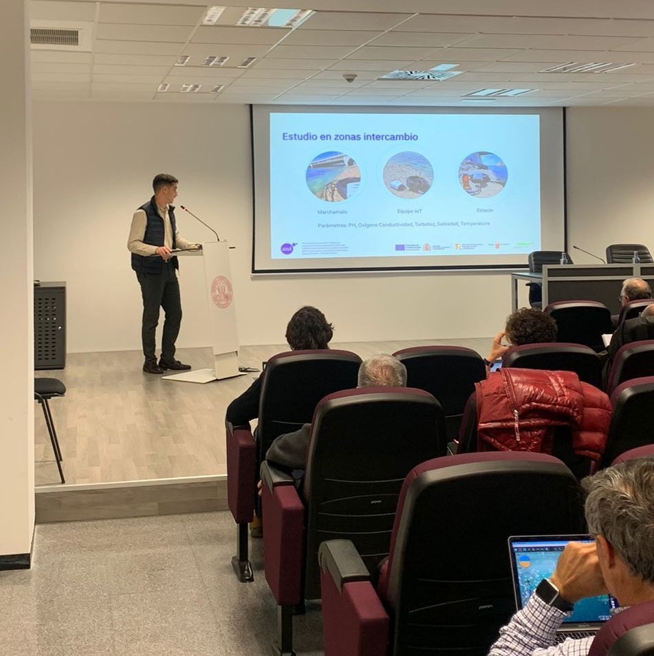 ucam_GRITA (@ucam_grita) on Twitter photo Nuestros compañeros de <a href="/UCAM/">UCAM Universidad</a> Adela Abellán, Inmaculada Jiménez y Juan Bonastre presentan en II Jornadas PC de Ciencias Marinas los avances en los proyectos dentro de #ThinkInAzul #IoT #IA #marinas #boyaInteligente #monitorizacion #alimentos #algas #UAV Nuestros compañeros de <a href="/UCAM/">UCAM Universidad</a> Adela Abellán, Inmaculada Jiménez y Juan Bonastre presentan en II Jornadas PC de Ciencias Marinas los avances en los proyectos dentro de #ThinkInAzul #IoT #IA #marinas #boyaInteligente #monitorizacion #alimentos #algas #UAV