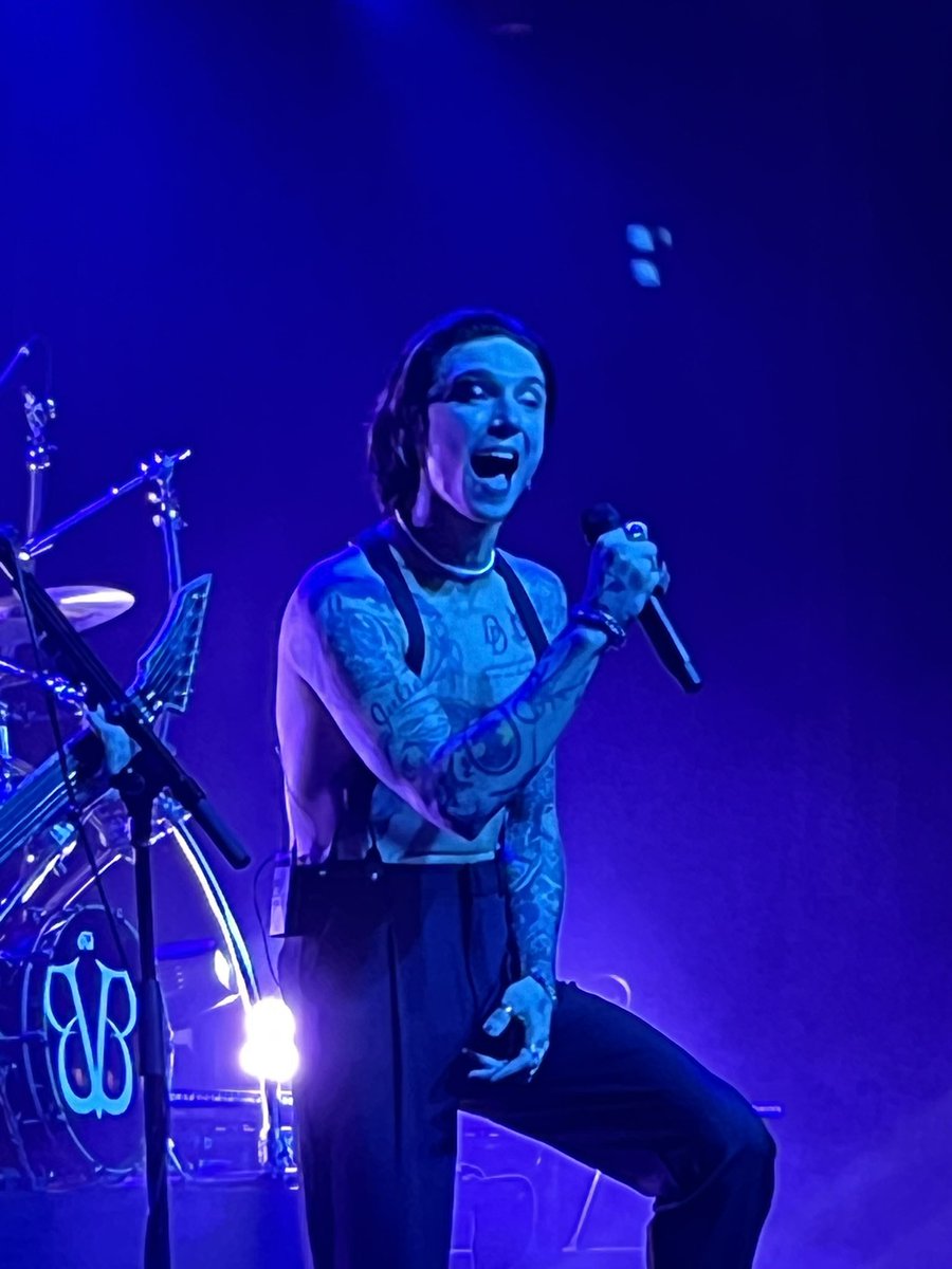 IssaKosova's tweet photo. 18 days I leave for Lexington Kentucky comicon !! 🥹❤️❤️❤️@andyblack guest hosting !!it’s so much fun !! Go and get your ticket today!! don’t miss out on these special days !!and this super cool event !! I look forward to meeting more amazing BVB family !!❤️ @GhostWhoHaunts https://t.co/l9fYIvDEvQ