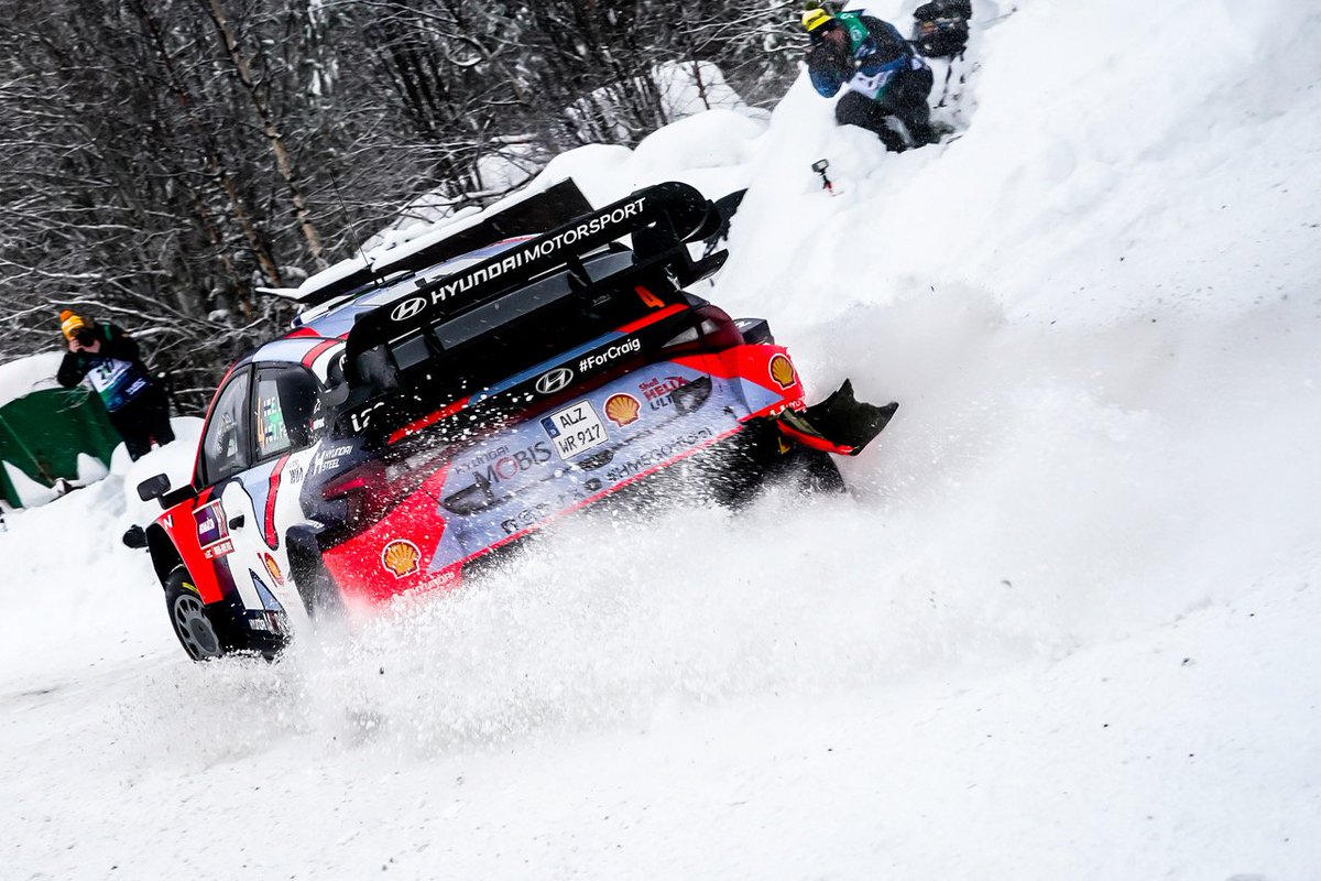 #RallySweden SS5 Rally 1 stage win 😉
"I drove smartly. For sure one of the most challenging snow stages I've done." Overall 2nd. 
#HMSGOfficial #L4PPI