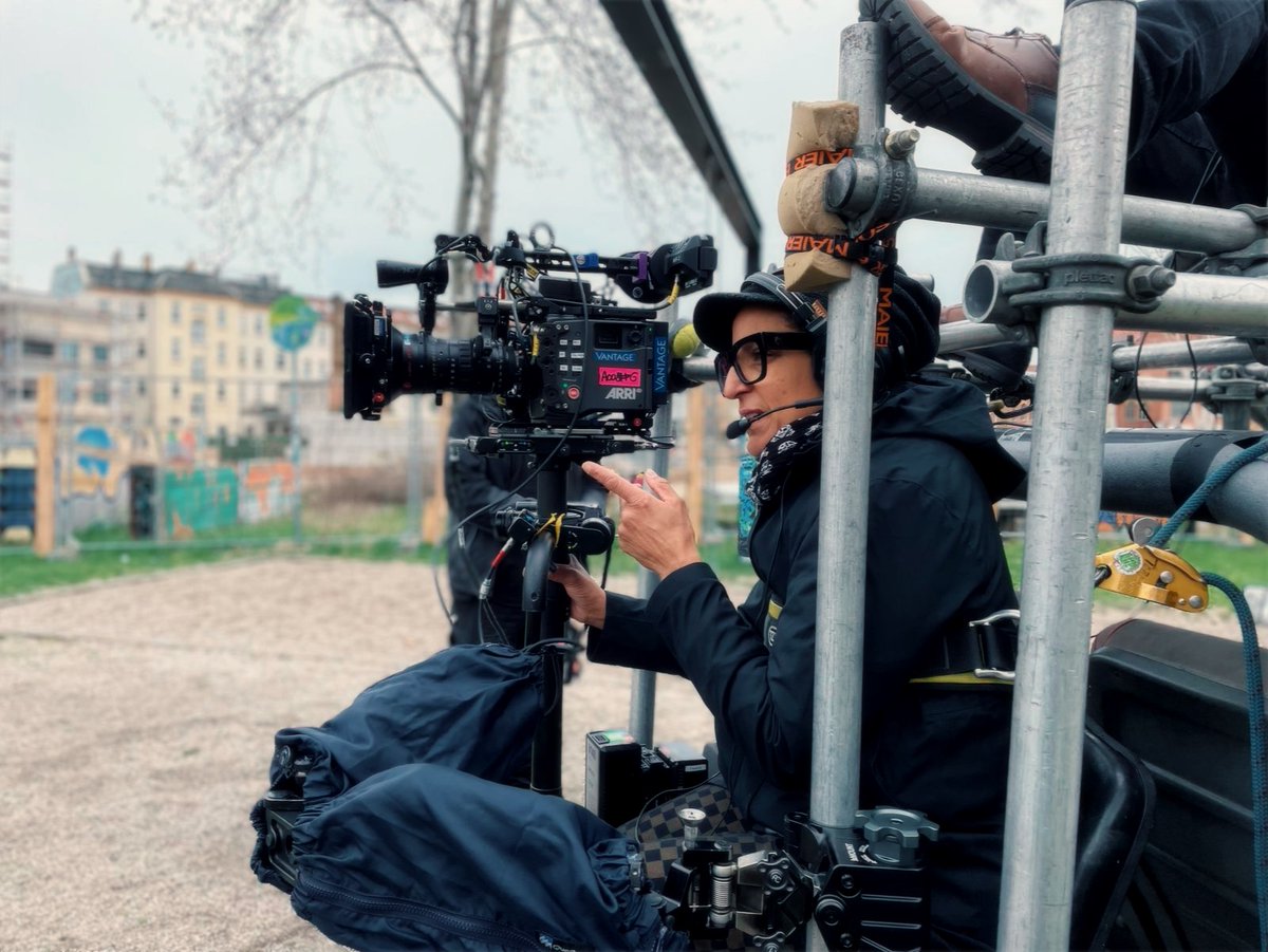 ARRIChannel's tweet photo. Premiering next week in the main competition at @Berlinale is "Langue Étrangère," focussing on a schoolgirl from France, who goes on a language exchange trip to Germany. Cinematographer Julien Poupard captured the French-German-Belgian co-production on the #ALEXA35 🎥
#Berlinale https://t.co/FH6v5XuG3Q