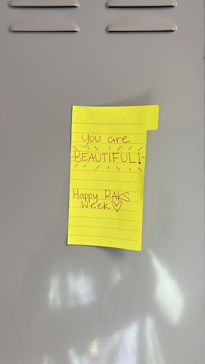 On every single locker today. What a great way to start the day. ❤️ <a href="/RiversideLCPS/">Riverside HS</a>